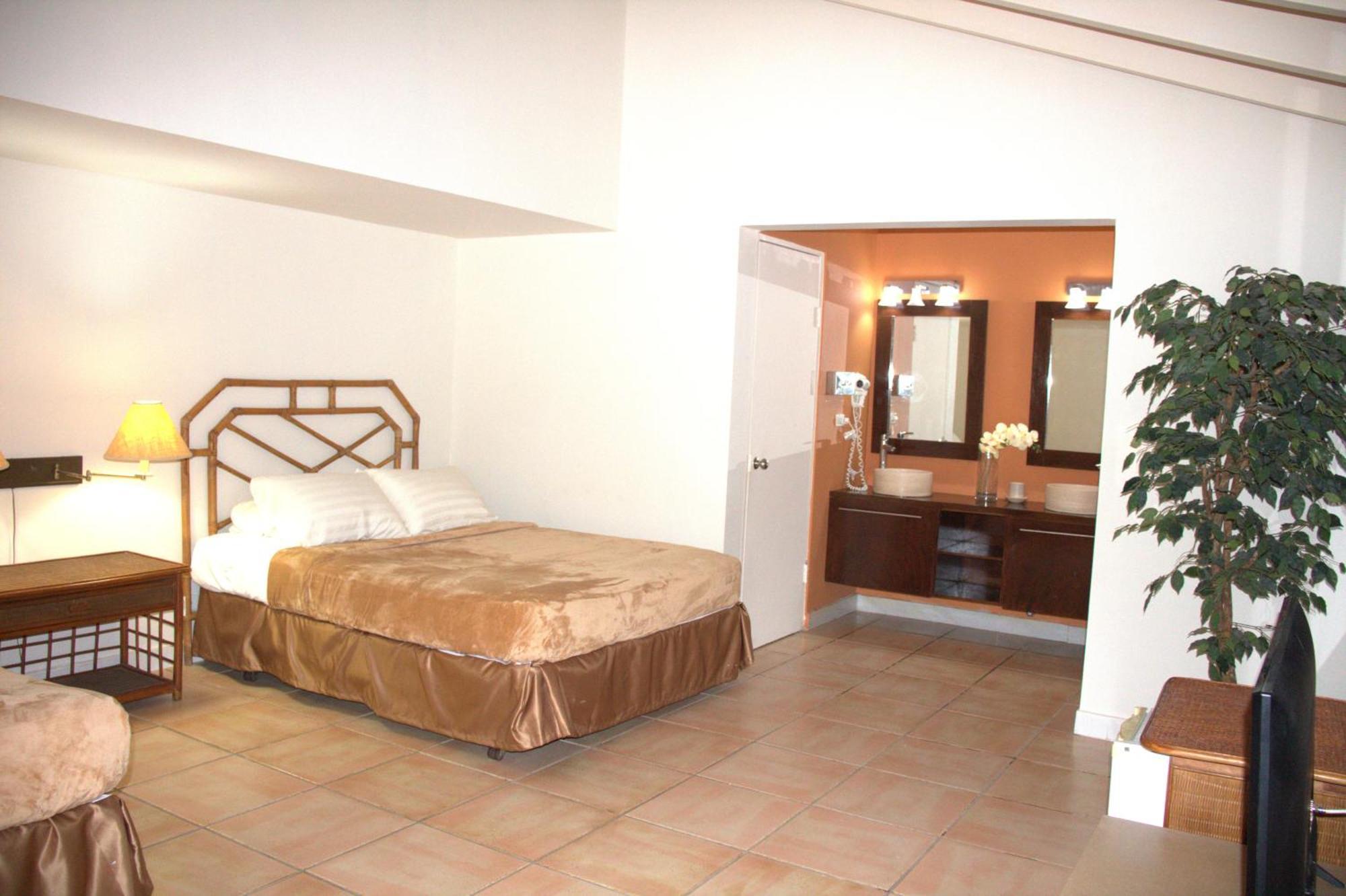 Private Family Room In Coronado Luxury Club & Suites Playa Coronado Buitenkant foto